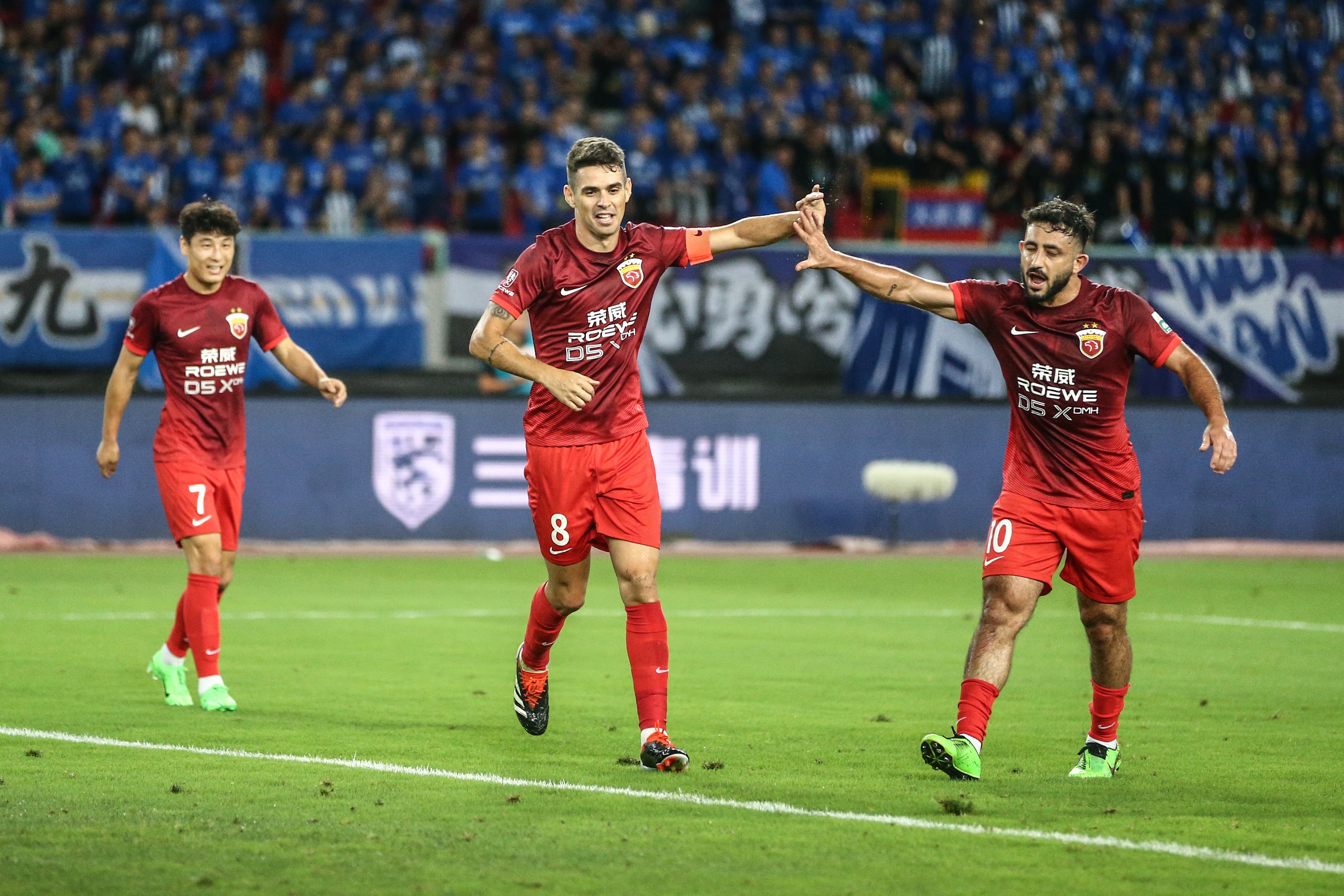 爱游戏入口-中超倒计时，亚特兰大加时末段手感冰凉，细节引发关注，悬念犹存，数据趋势出现新变化(中超下半程啥时开始)